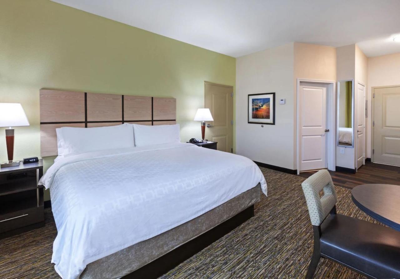 Candlewood Suites Midland By Ihg Экстерьер фото