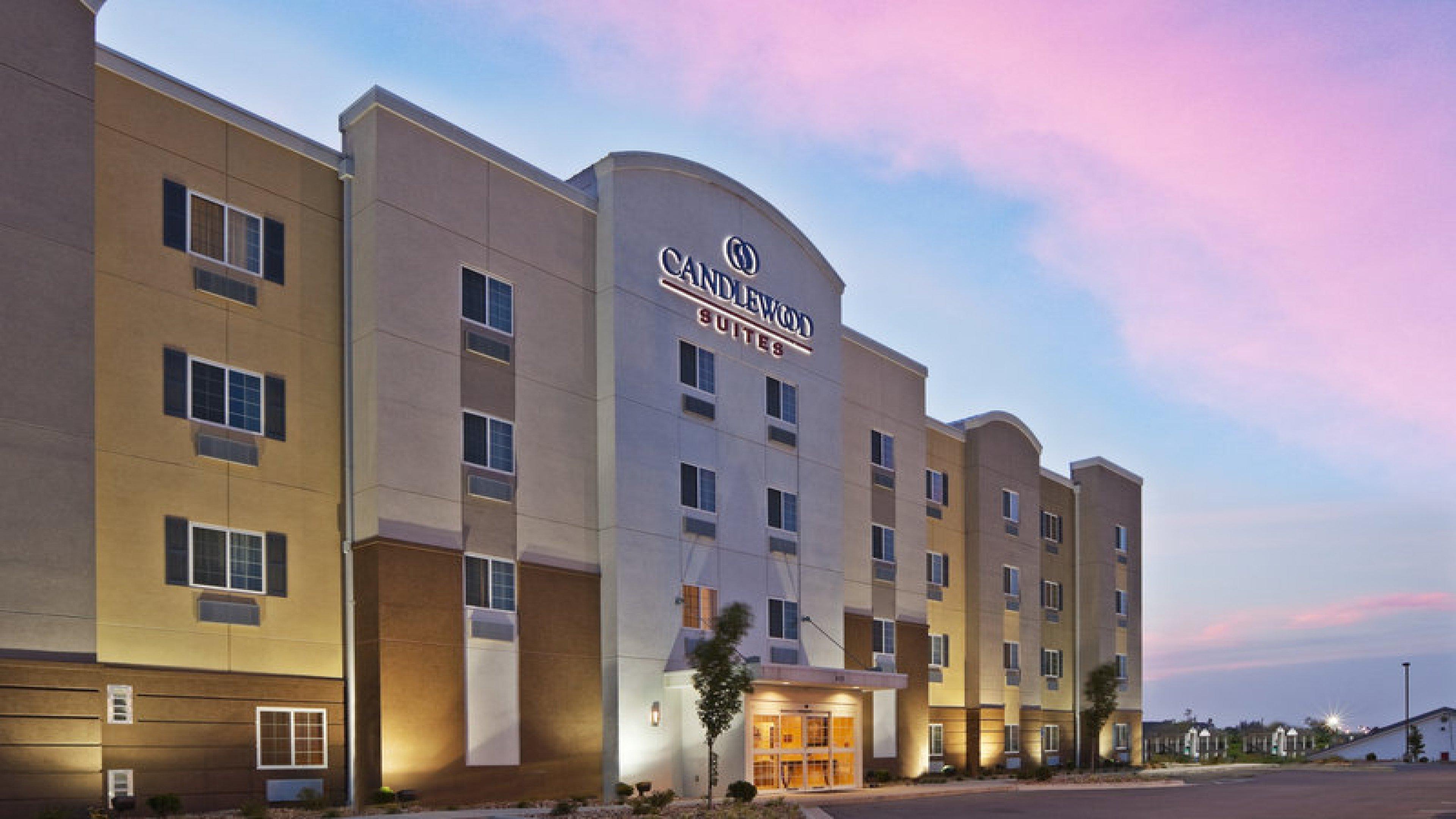 Candlewood Suites Midland By Ihg Экстерьер фото