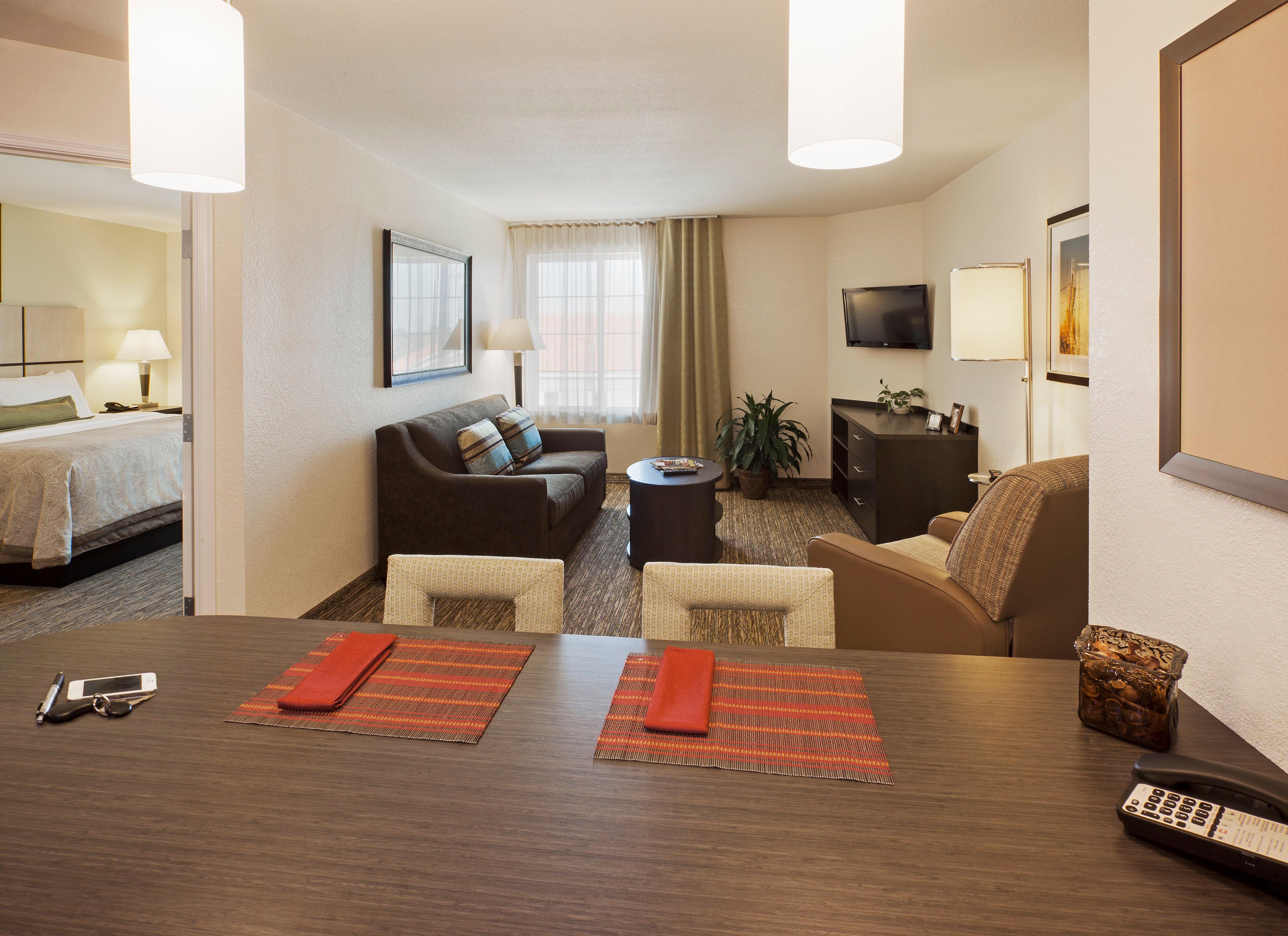 Candlewood Suites Midland By Ihg Экстерьер фото