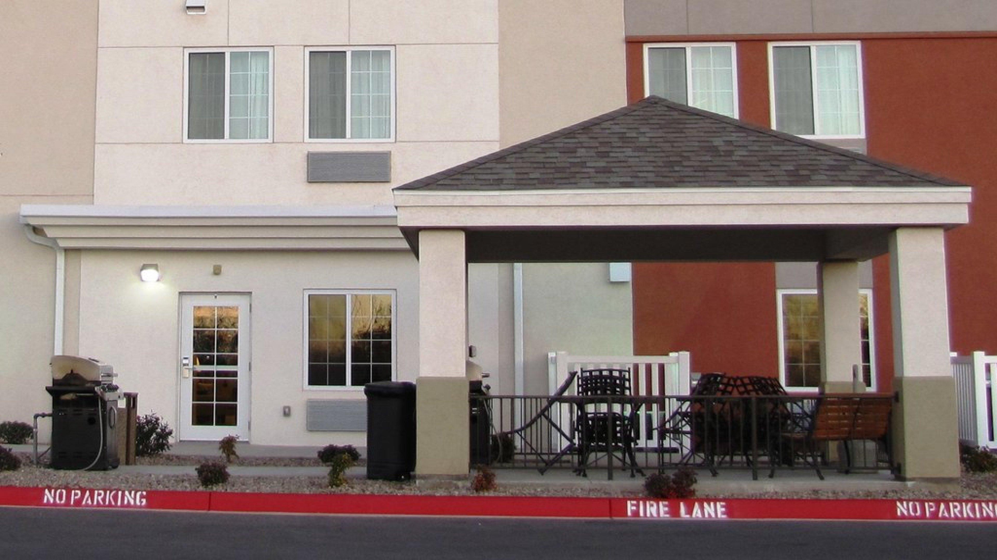 Candlewood Suites Midland By Ihg Экстерьер фото